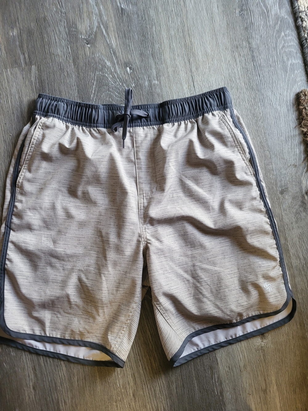 Sol Borne Men’s Swim Shorts Size Medium Trunk Draw String Pockets